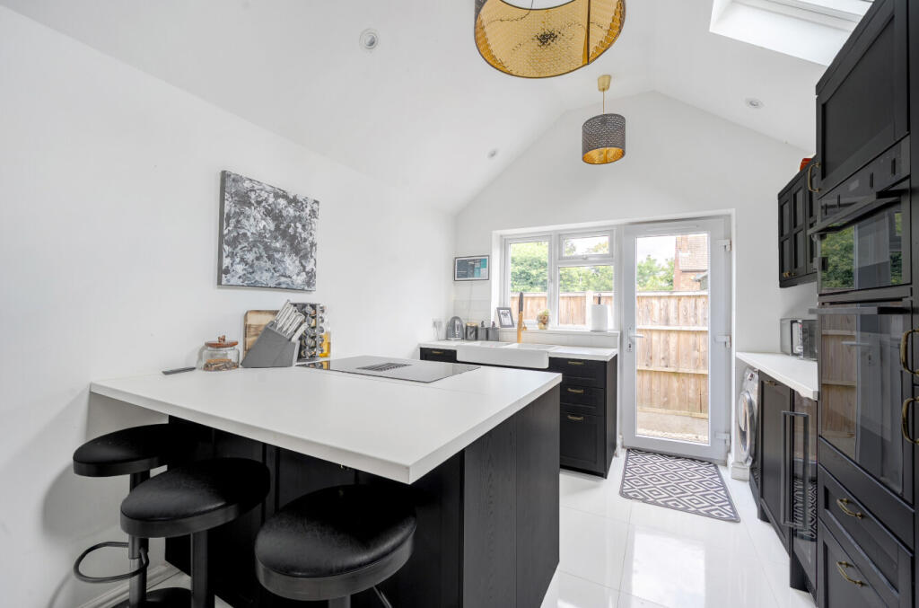 1316473-17-687563...