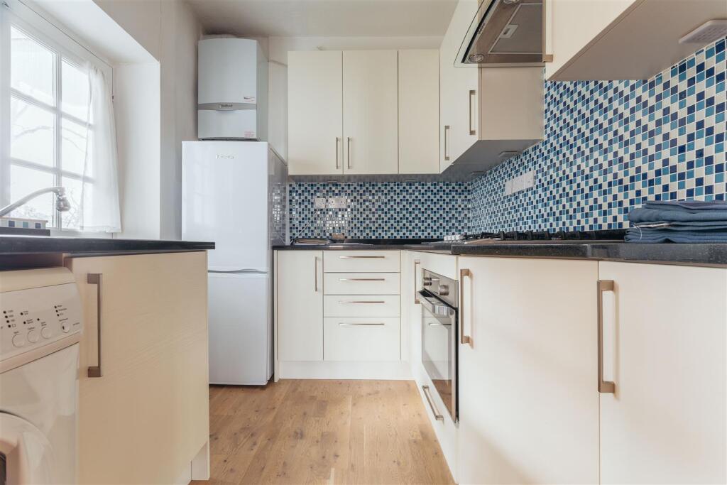 OO_tollington court_daviesdavies_09.jpg