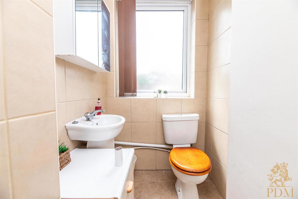 25 Midland Avenue  (9 of 19).jpg