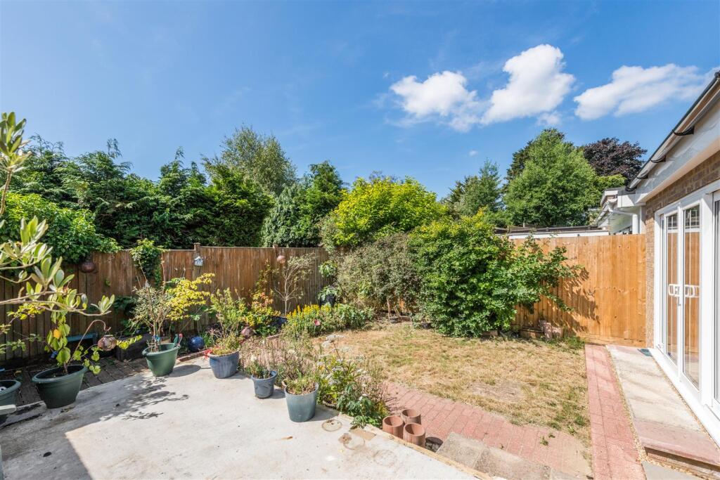 1 The Lynchetts-25.jpg