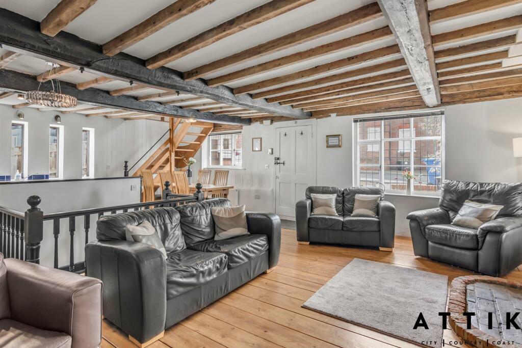 152 Chediston Street, Halesworth IP19 8BD (23).jpg