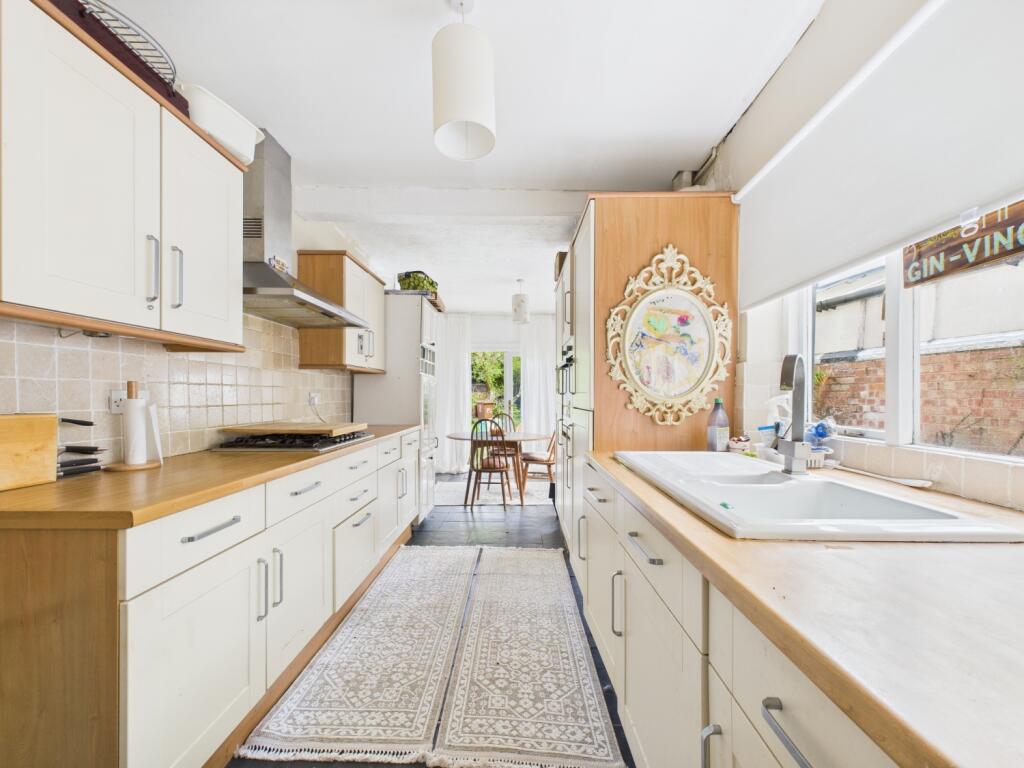 6. kitchen Breakfast room