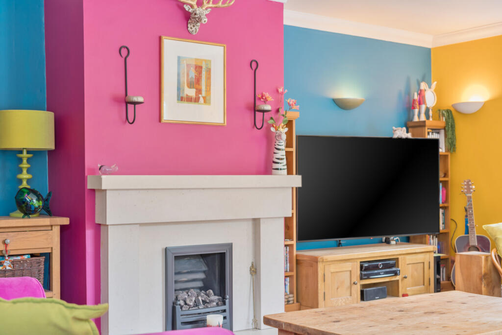 44-68222f46b702a-...