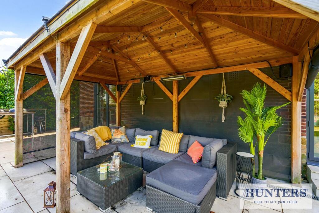 98313_12 Hawksworth Lane Guiseley  (28) - Copy_low