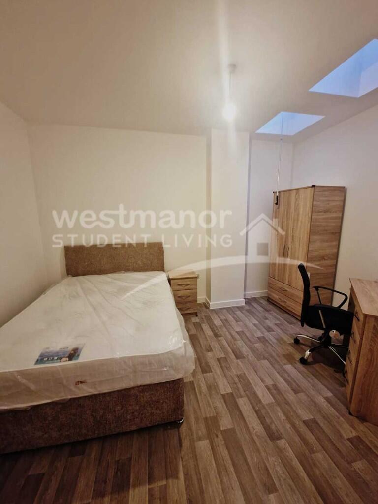 FLAT 5 