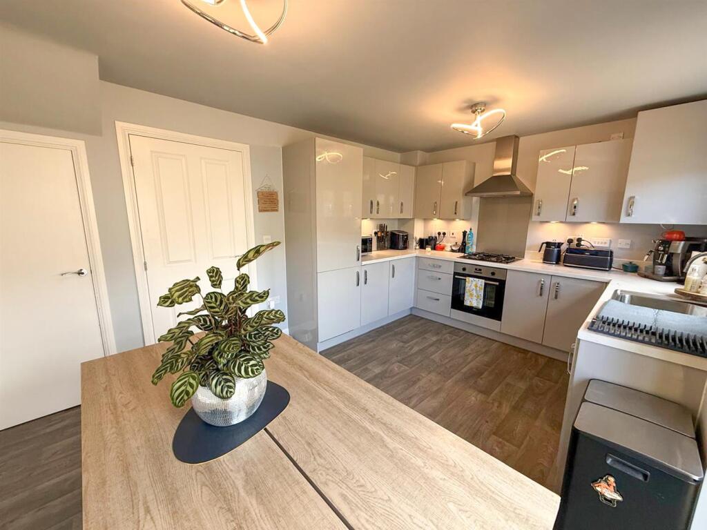 3 bed semi, Silsden