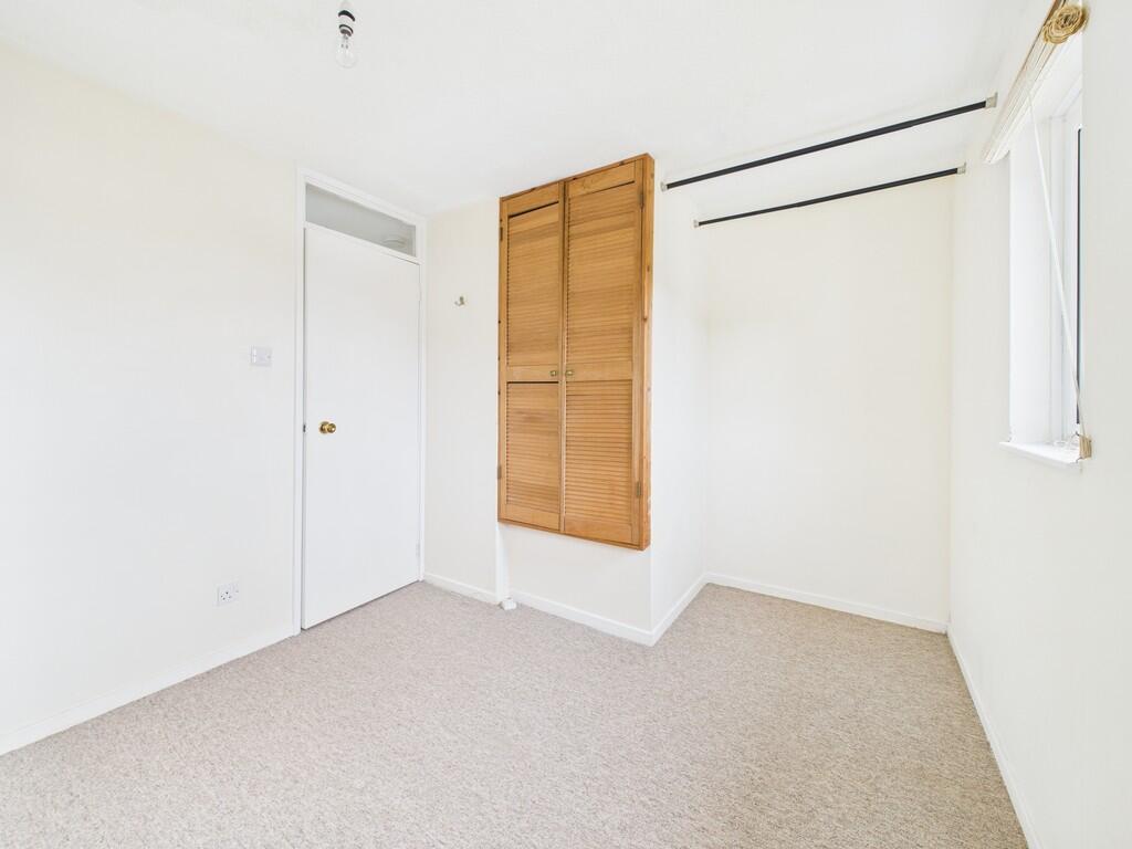 CAM02089G0-PR0576...