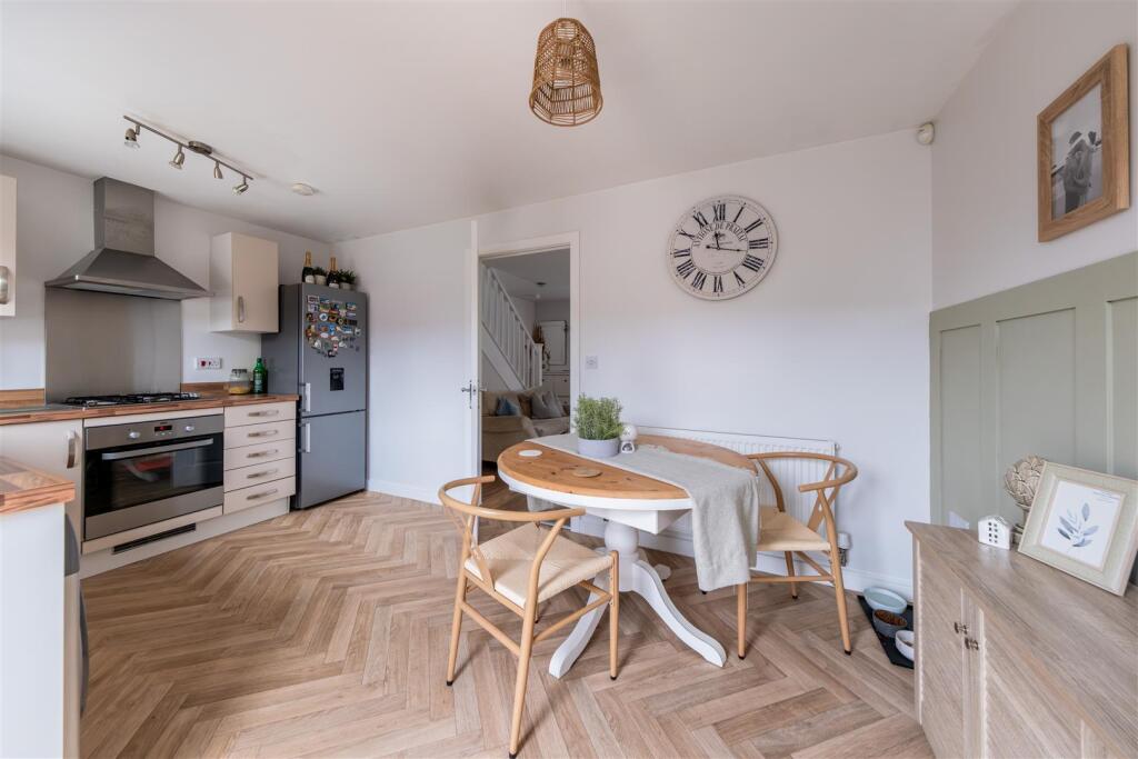 19 Thornley Green-004.jpg