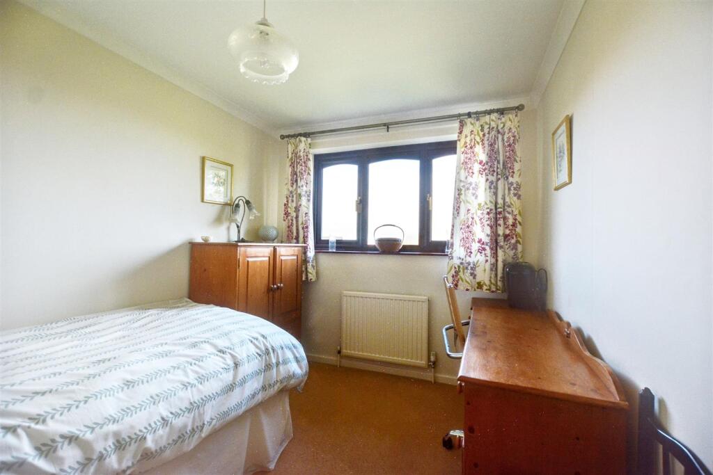 Bedroom 4_1.jpeg