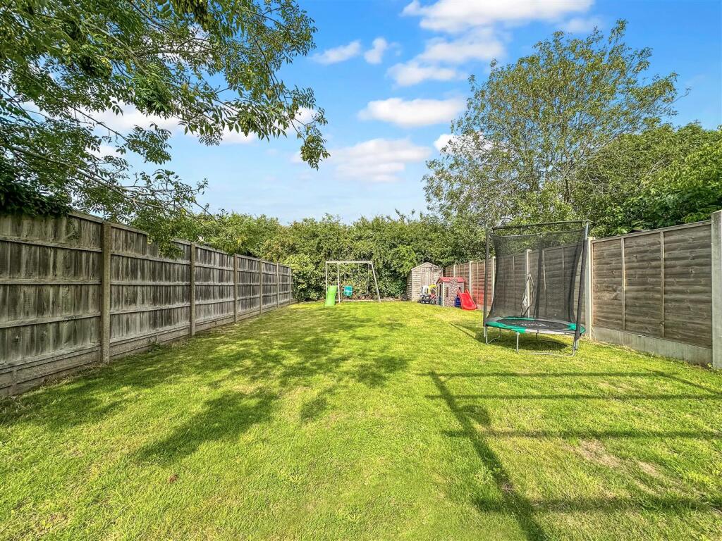 Rear Garden 037