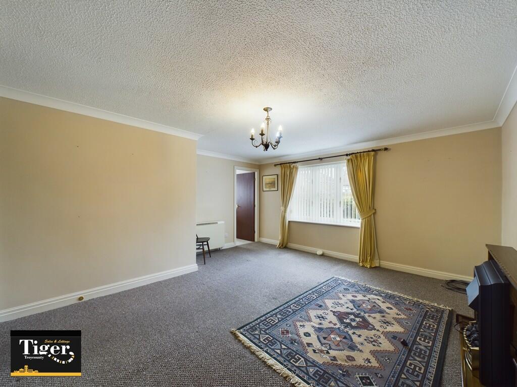 CAM02176G0-PR0189...