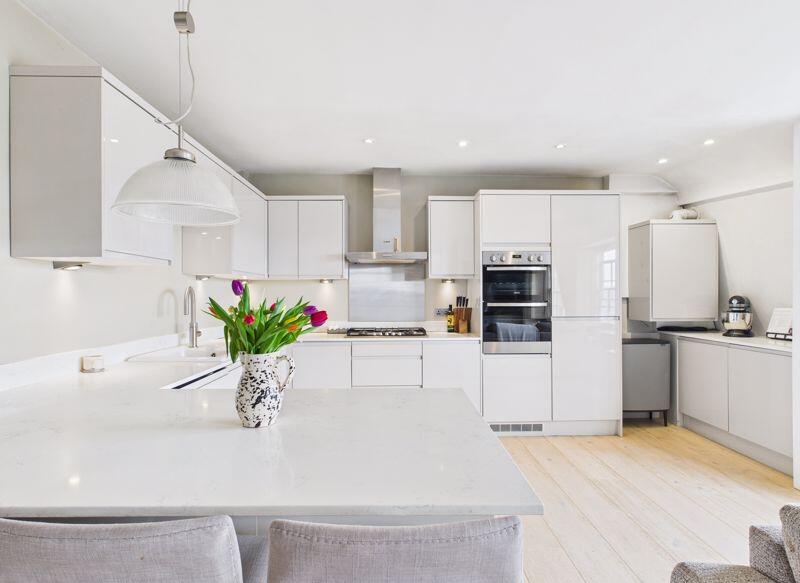 Kitchen / Living Room