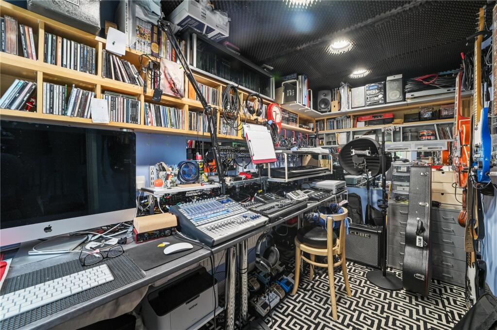 Studio