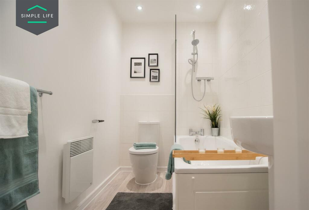 Rowan_bathroom.jpg