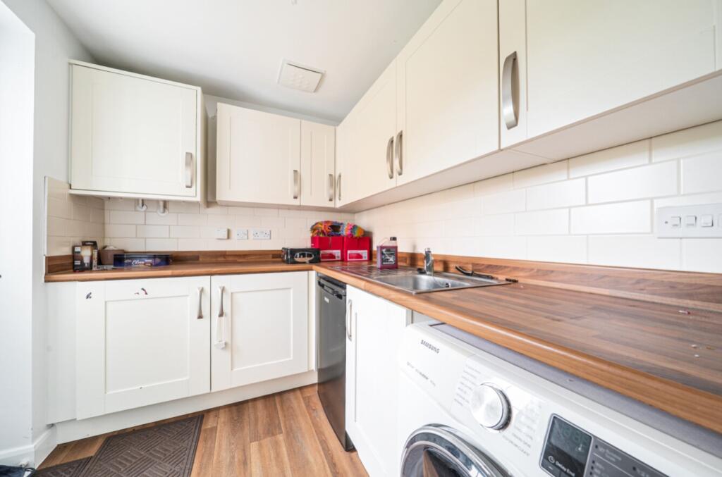 23-681c2f125938b-1287376-ARW-23c