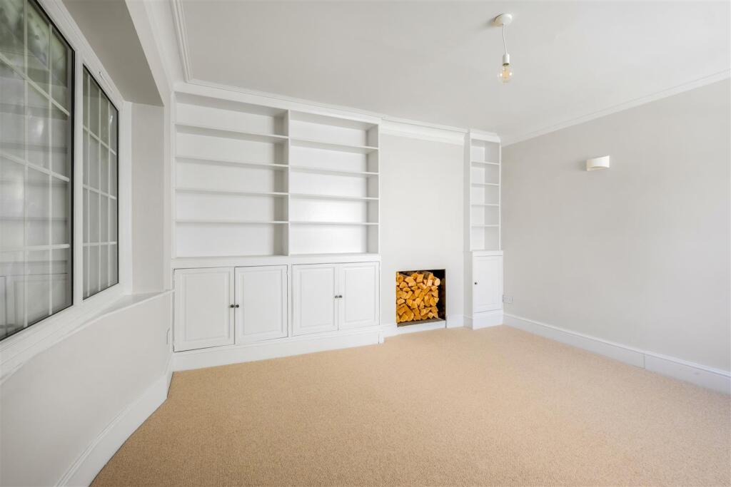 9 Camden Terrace-23.jpg