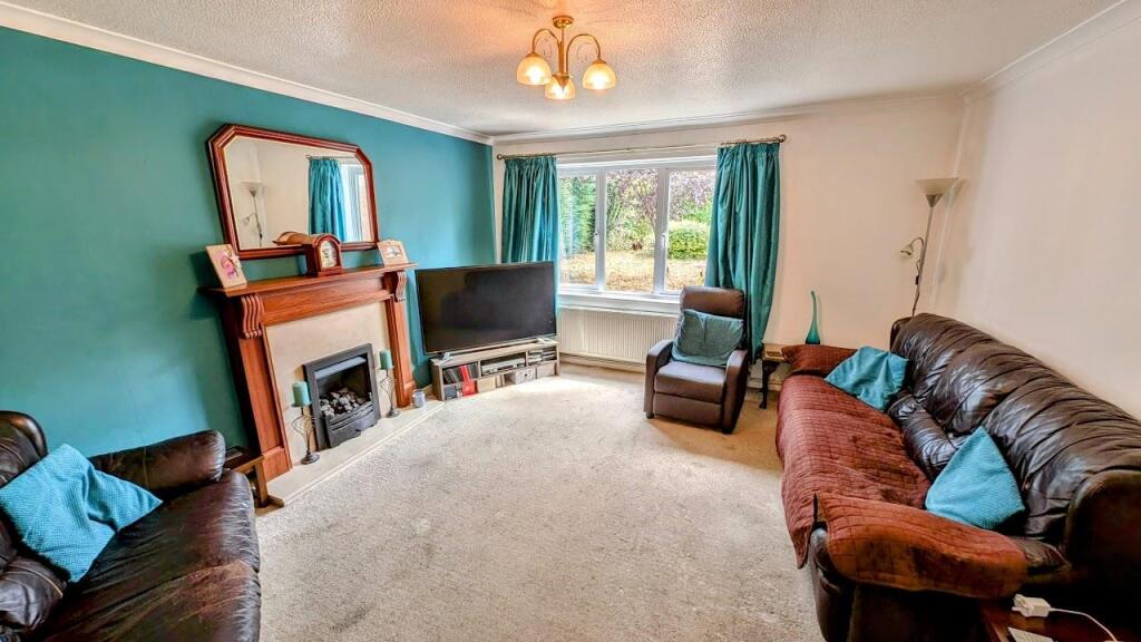 3 Mountbatten lounge 1.jpg