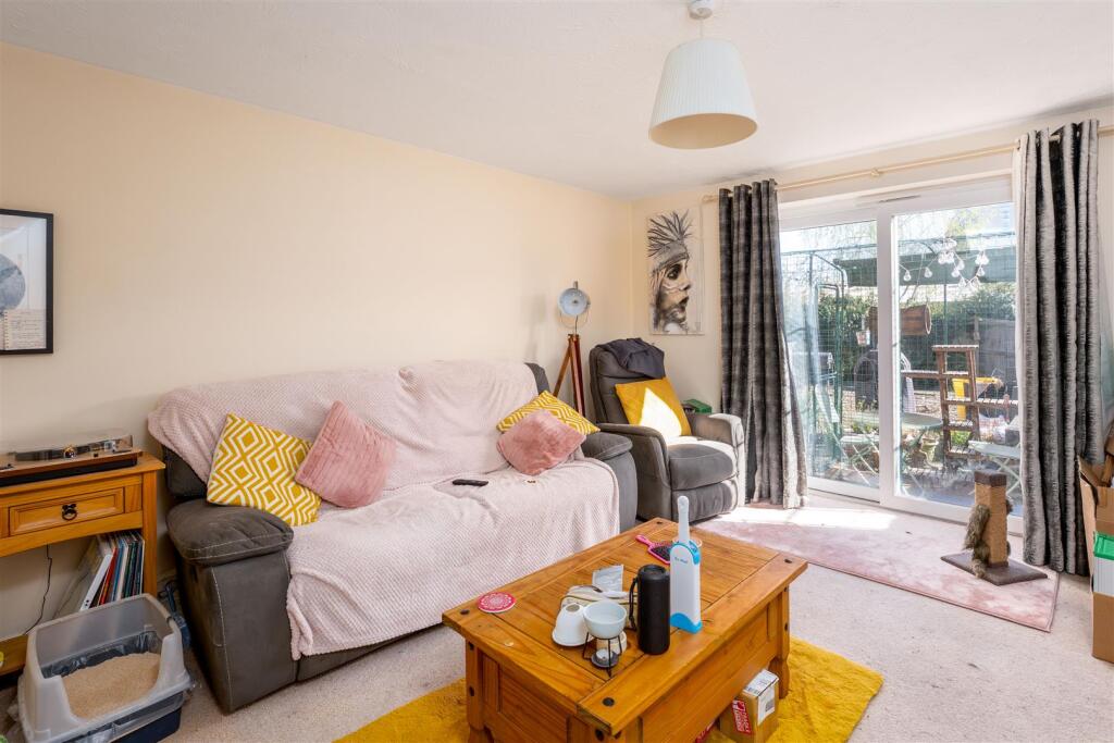 99 Coopers Gate, Banbury-9.jpg