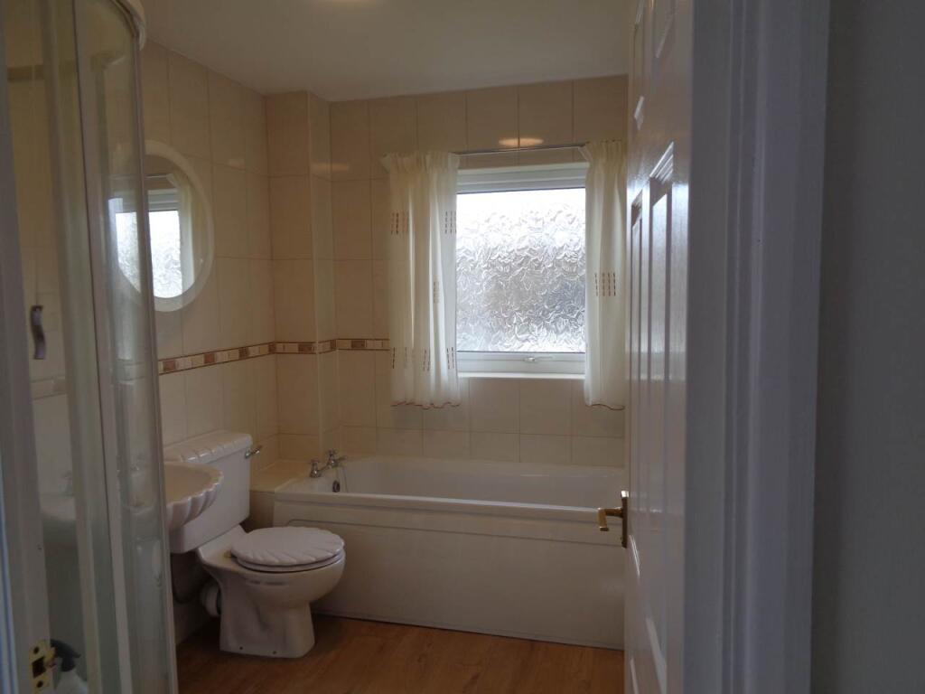 Shirley Close 33 Cor