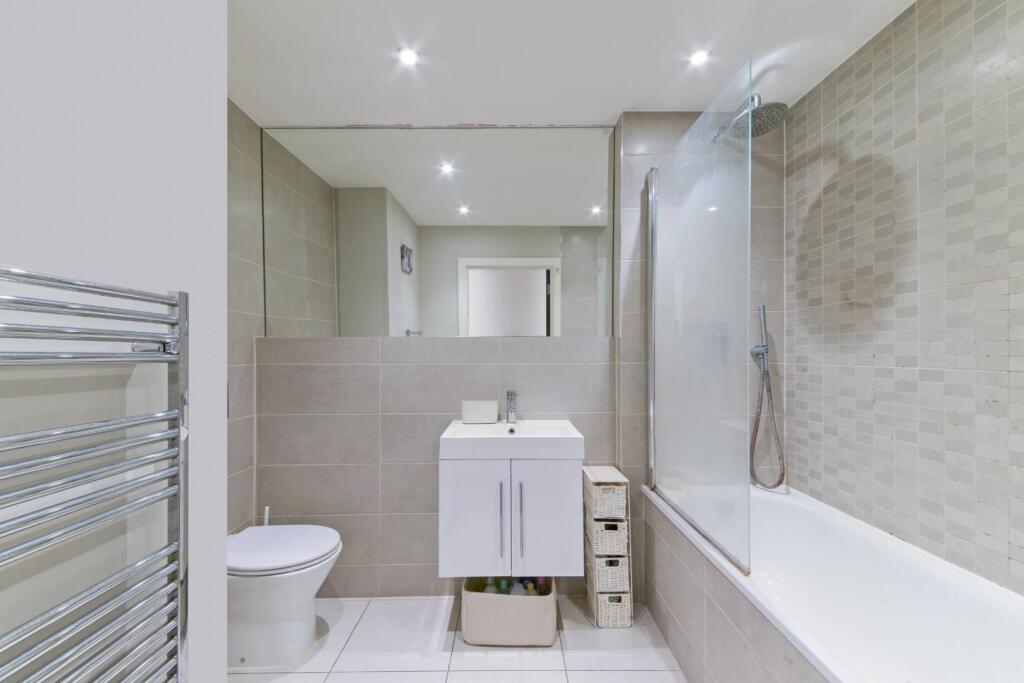 ST MARK&#39;S COURT (4).jpg