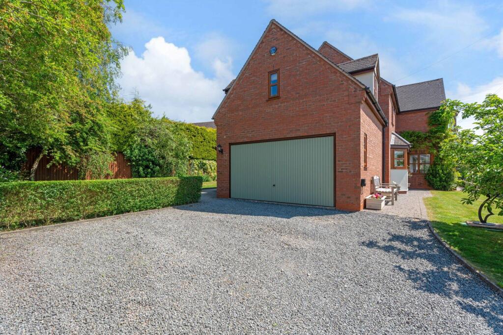 Double Garage and Parking