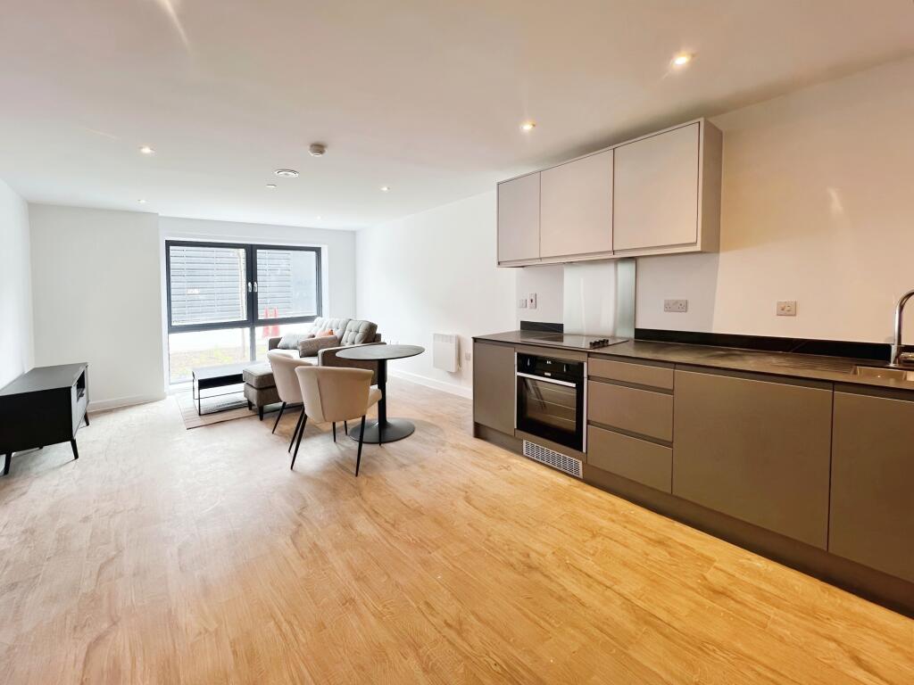 4f235736-IMG-2024051