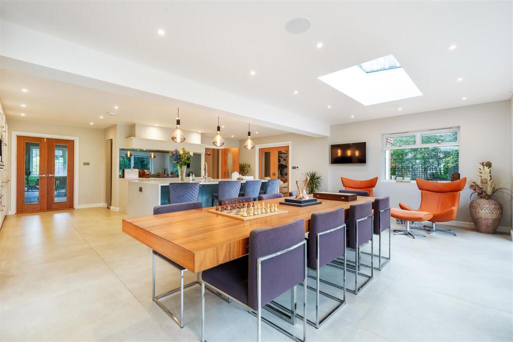 Open-Plan Kitchen/Family/Dining Room