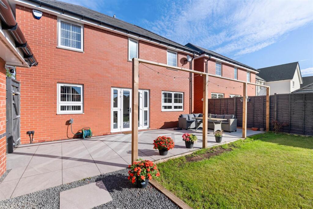 63 Horton Drive (29 of 43).jpg