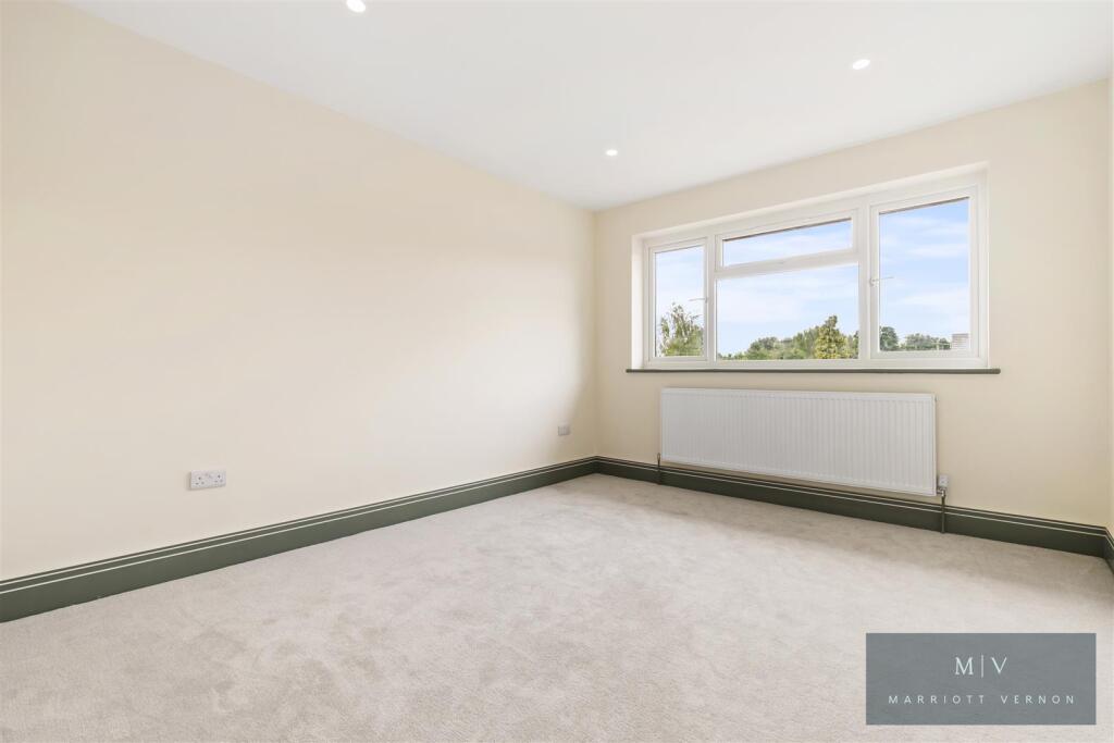 Croydon Road 76 MV-11.jpg