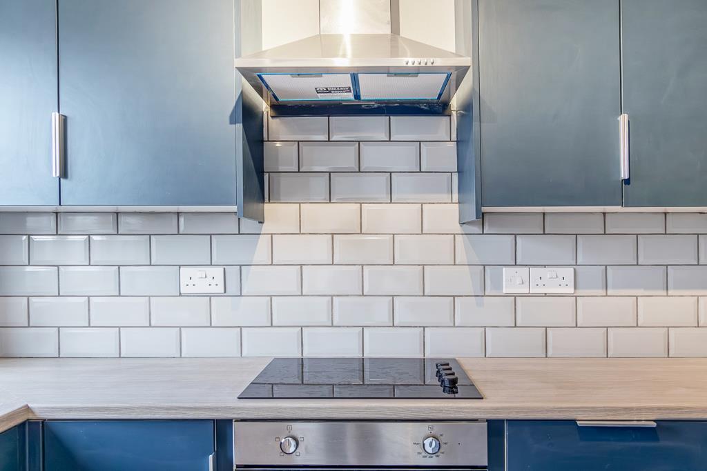 14 Chestnut Avenue (Donington)-17.jpg
