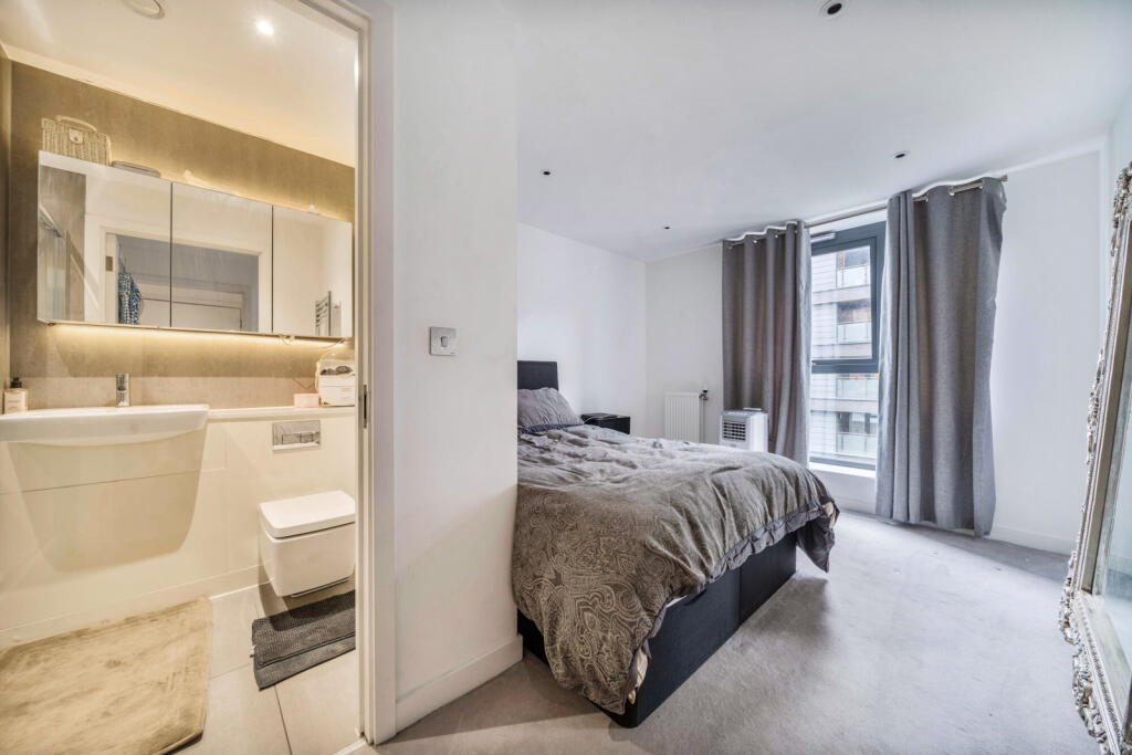 1340544-14-68a337...