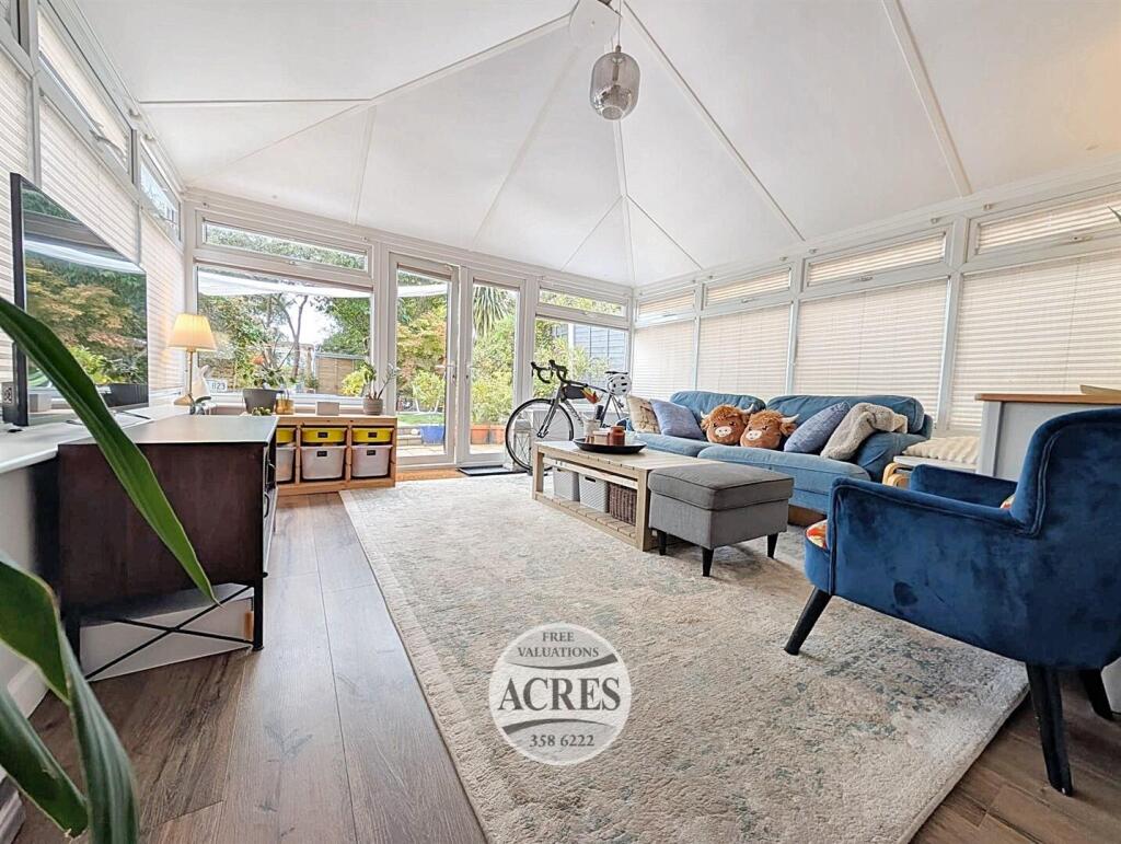 689edfb4-a03a-4928-8843-ca3d665d3c84 (Large).jpg