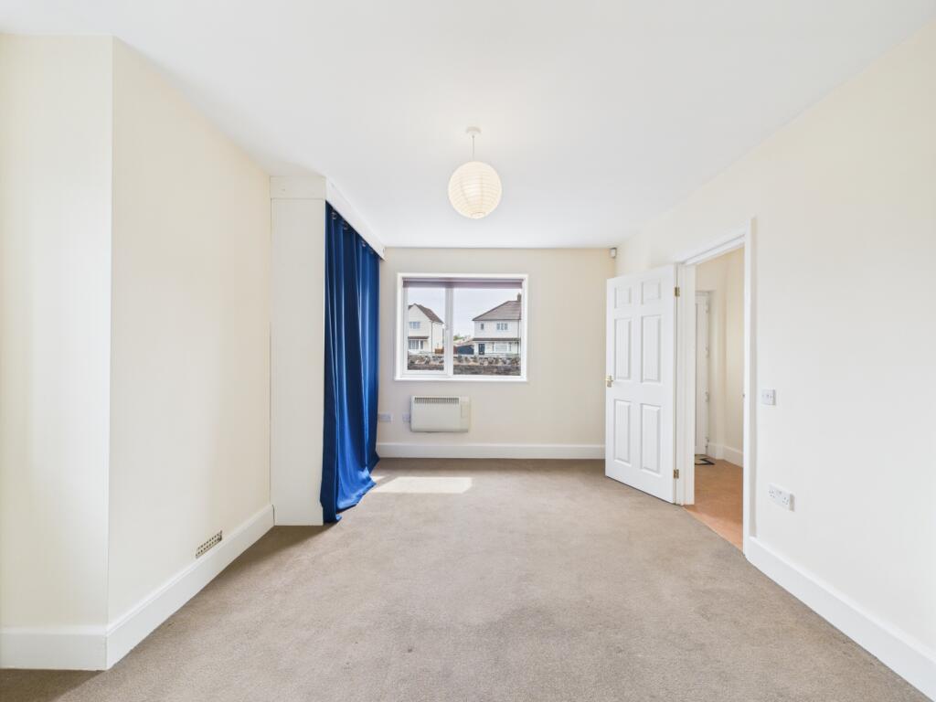 CAM02023G0-PR0160-STILL010