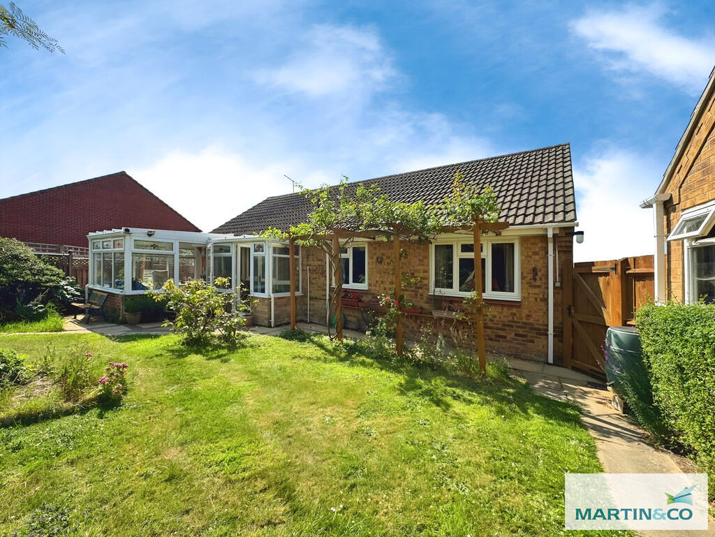 04e34890-garden 2...
