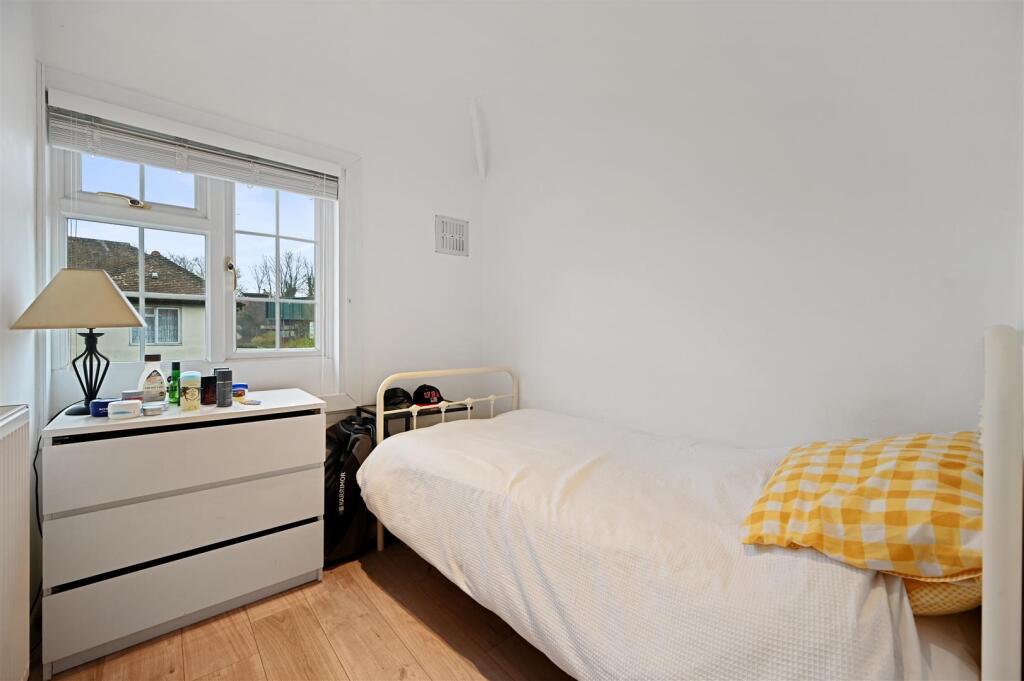 AR- Norbroke Street5.JPG