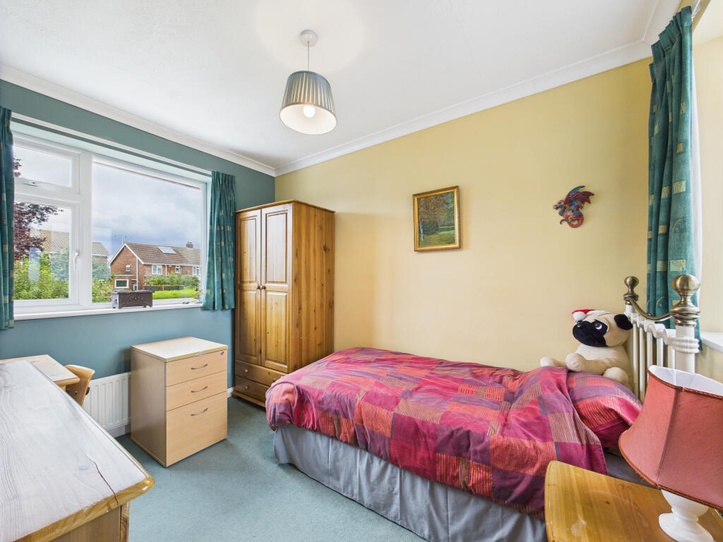 CAM01354G0-PR0562-STILL005