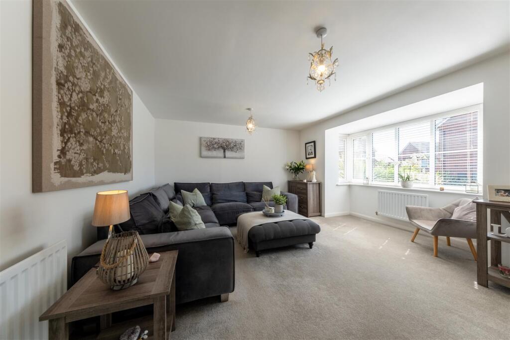 76 Ravencroft Street -017.jpg