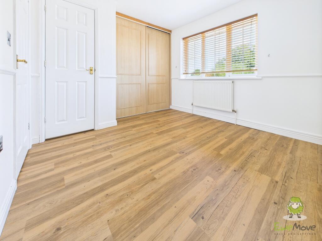 CAM01543G0-PR0147-STILL027