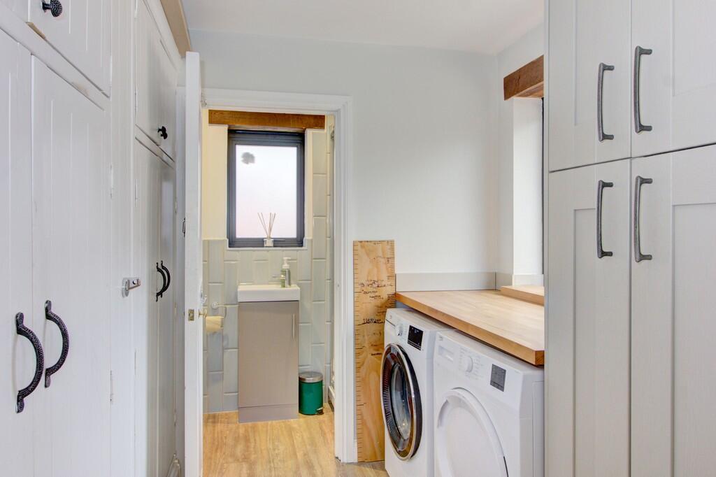 32 westwells9