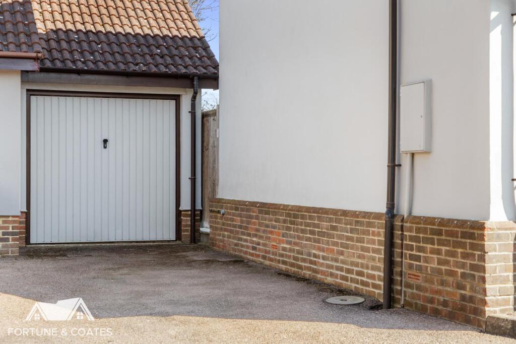 WetherlyClose_23.jpg