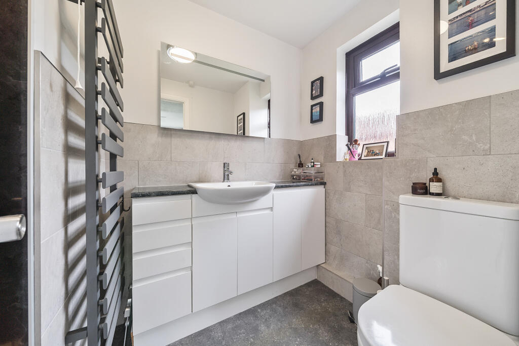 Ensuite Shower Room