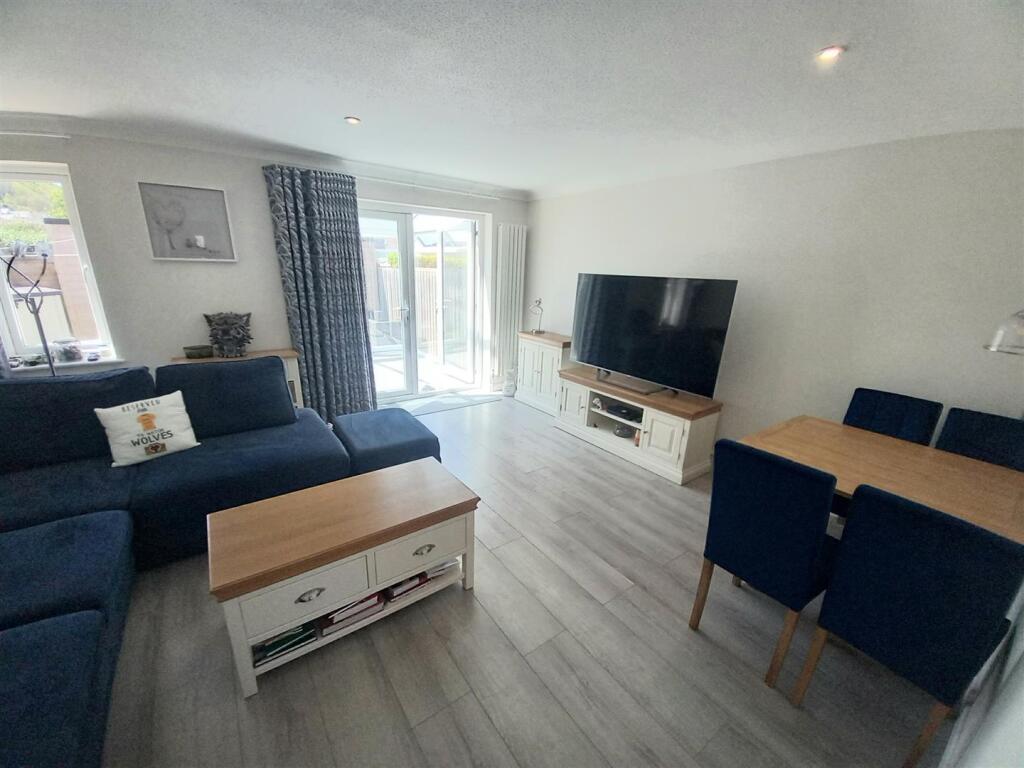 34 Galleon L. Room.jpg