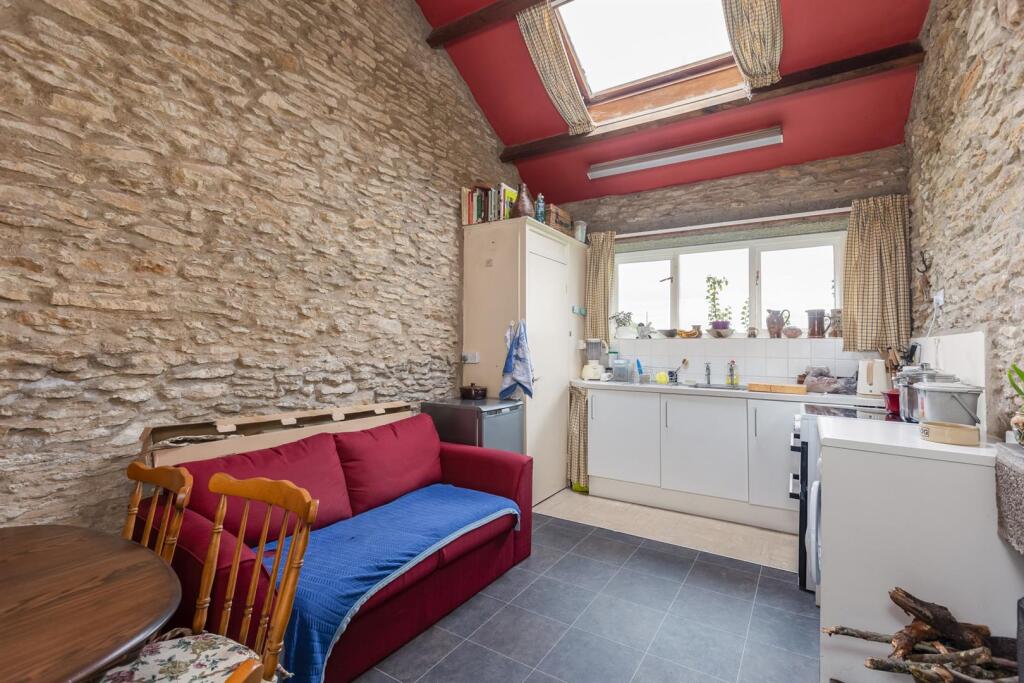 Coach House - Kitchen Breakfast Room