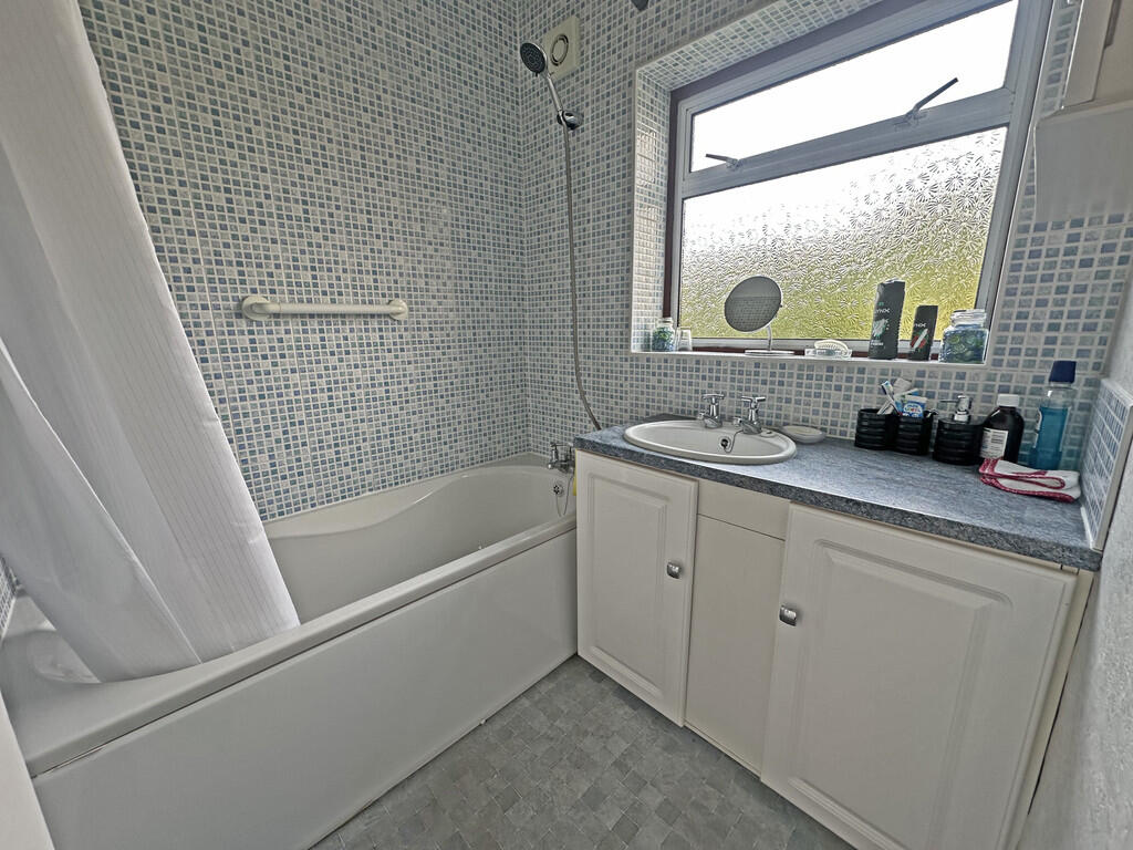 Bathroom (2)