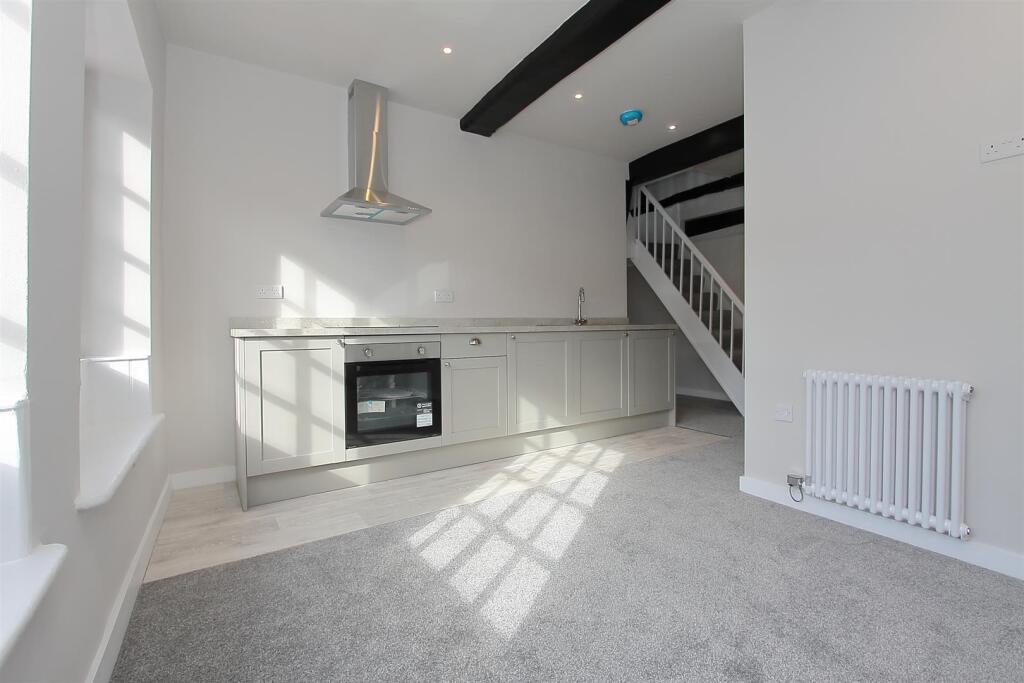 27a Milford Street (11).JPG