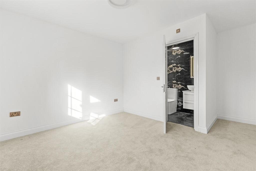 Acme House, Wooburn Moor, HP10 0NH NEW-4.jpg