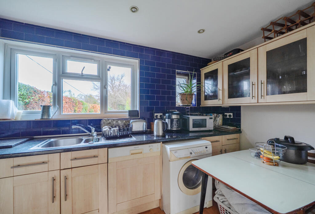 1376200-15-691c9d...