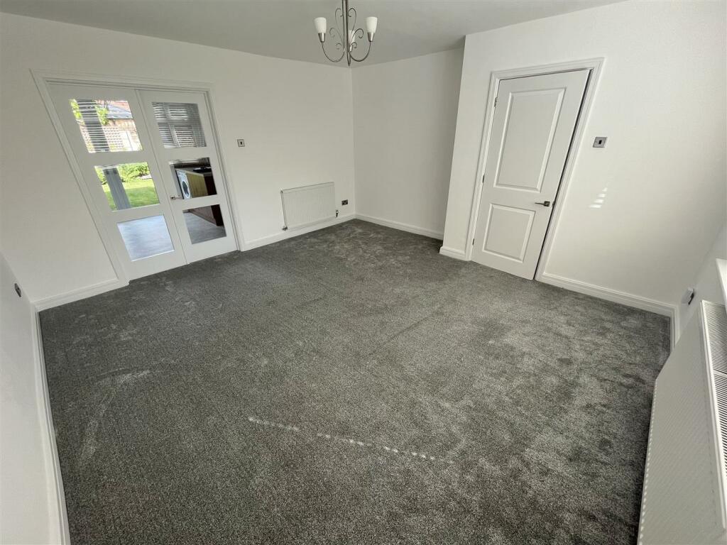 Lounge Aspect 3.jpg