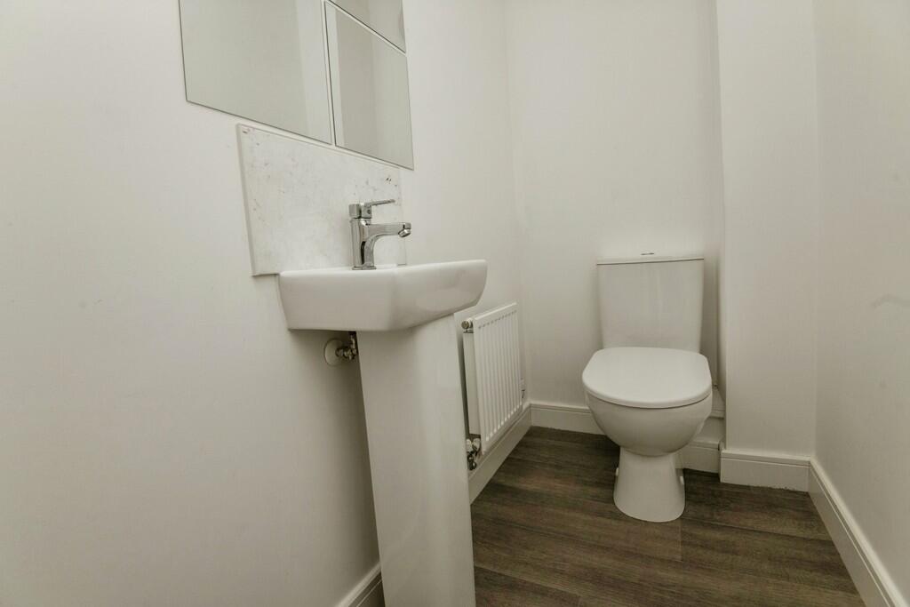 7oldshowfieldway-...