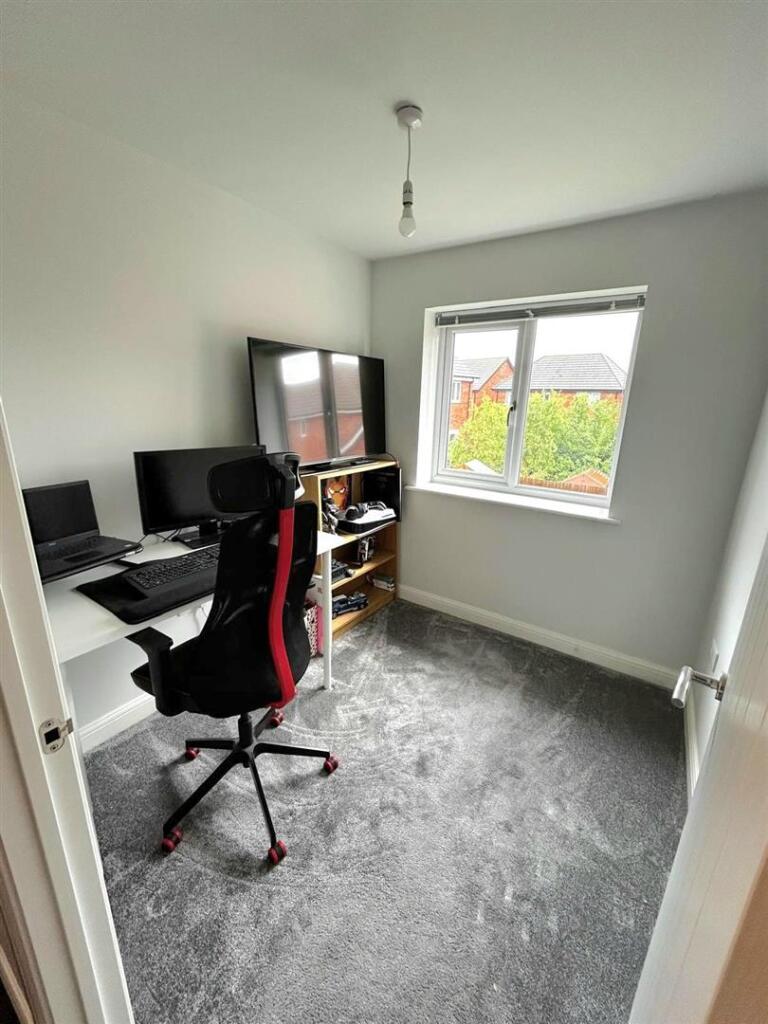 14 Third Bedroom.jpg